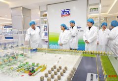 <b>推进校企两边科研合做</b>